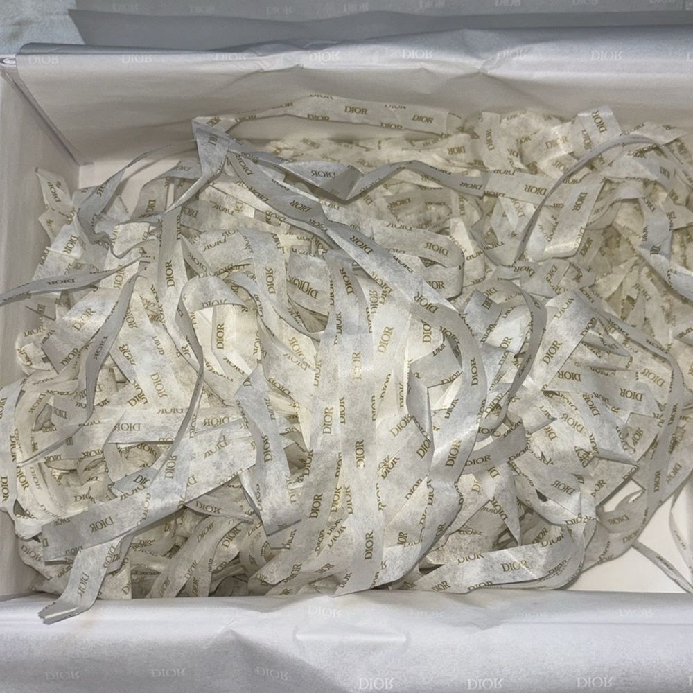 Dior Box, Ribbon, & Tissue Paper - Picture 4 of 7